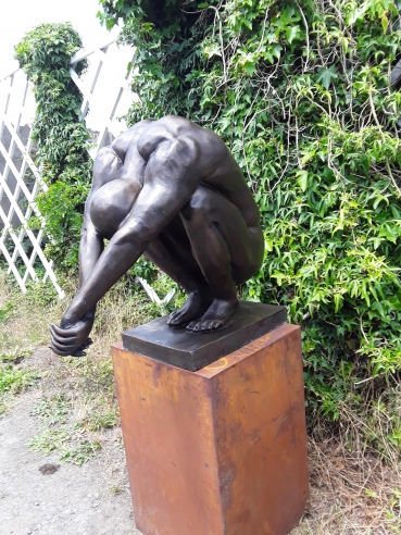 BR49: Naakte man.\nh: 60cm.\n