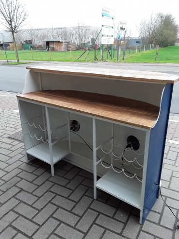 H109B Bar Volkswagen